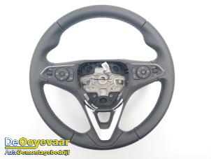 Gebruikte Stuurwiel Opel Crossland (X) 1.2 Turbo 12V Prijs € 79,99 Margeregeling aangeboden door Autodemontagebedrijf De Ooyevaar