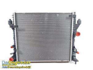 Gebruikte Radiateur Jaguar XK Convertible 5.0 XKR-S V8 32V Prijs € 249,99 Margeregeling aangeboden door Autodemontagebedrijf De Ooyevaar