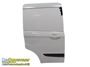 Gebruikte Schuifdeur rechts Ford Transit Courier 1.5 TDCi 75 Prijs € 399,99 Margeregeling aangeboden door Autodemontagebedrijf De Ooyevaar