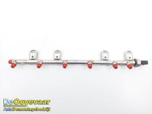 Gebruikte Injector brug BMW X6 (E71/72) xDrive35i 3.0 24V Prijs € 49,99 Margeregeling aangeboden door Autodemontagebedrijf De Ooyevaar