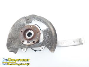 Gebruikte Fusee links-voor BMW X6 (E71/72) xDrive35i 3.0 24V Prijs € 79,99 Margeregeling aangeboden door Autodemontagebedrijf De Ooyevaar