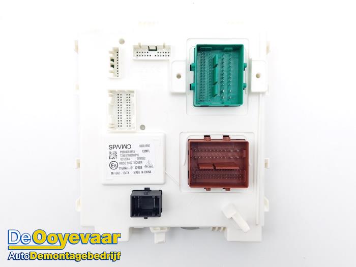 Gebruikte Bodycontrol Module Volvo EX30 Single Motor Extended Range 69 kWh Prijs € 299,99 Margeregeling aangeboden door Autodemontagebedrijf De Ooyevaar