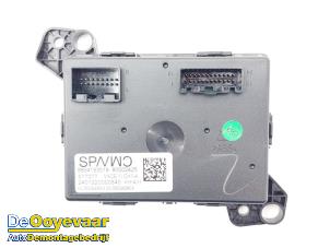 Gebruikte Computer Kachel Volvo EX30 Single Motor Extended Range 69 kWh Prijs € 59,99 Margeregeling aangeboden door Autodemontagebedrijf De Ooyevaar