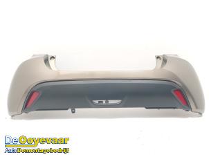 Gebruikte Achterbumper Toyota Yaris IV (P21/PA1/PH1) 1.5 12V Hybrid 115 Prijs € 249,99 Margeregeling aangeboden door Autodemontagebedrijf De Ooyevaar