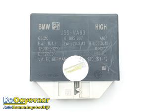 Gebruikte PDC Module BMW 5 serie (G30) M550i xDrive 4.4 V8 32V TwinPower Turbo Prijs € 39,99 Margeregeling aangeboden door Autodemontagebedrijf De Ooyevaar