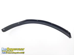 Gebruikte Wielrand achter Volvo EX30 Single Motor Extended Range 69 kWh Prijs € 29,99 Margeregeling aangeboden door Autodemontagebedrijf De Ooyevaar