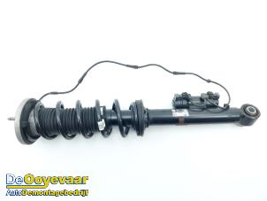 Gebruikte Achterpoot rechts BMW M5 (F90) 4.4 xDrive V8 32V TwinPower Turbo Prijs € 175,00 Margeregeling aangeboden door Autodemontagebedrijf De Ooyevaar