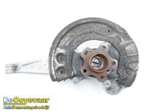 Gebruikte Fusee rechts-voor BMW 5 serie (G30) M550i xDrive 4.4 V8 32V TwinPower Turbo Prijs € 149,99 Margeregeling aangeboden door Autodemontagebedrijf De Ooyevaar