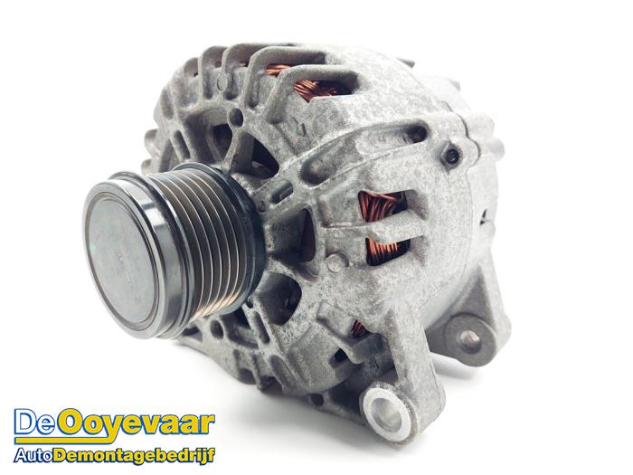 Gebruikte Dynamo Citroen C4 Cactus (0B/0P) 1.6 Blue Hdi 100 Prijs € 19,99 Margeregeling aangeboden door Autodemontagebedrijf De Ooyevaar