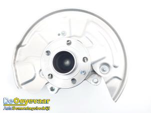 Gebruikte Asschenkel rechts-voor Volvo EX30 Single Motor Extended Range 69 kWh Prijs € 349,99 Margeregeling aangeboden door Autodemontagebedrijf De Ooyevaar