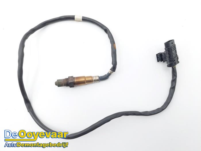 Gebruikte Lambda Sonde BMW 5 serie (G30) M550i xDrive 4.4 V8 32V TwinPower Turbo Prijs € 39,99 Margeregeling aangeboden door Autodemontagebedrijf De Ooyevaar