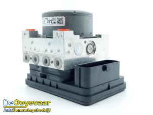 Gebruikte ABS Pomp Hyundai Kona (OS) 1.0 T-GDI 12V Prijs € 299,99 Margeregeling aangeboden door Autodemontagebedrijf De Ooyevaar