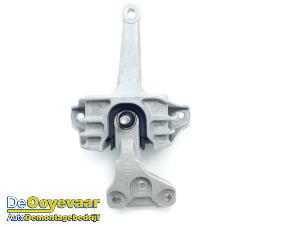 Gebruikte Motorsteun Hyundai Kona (OS) 1.0 T-GDI 12V Prijs € 25,00 Margeregeling aangeboden door Autodemontagebedrijf De Ooyevaar