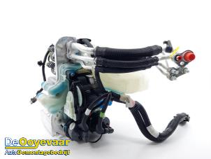 Gebruikte Warmtewisselaar Tesla Model 3 Long Range AWD 75 kWh Prijs € 749,99 Margeregeling aangeboden door Autodemontagebedrijf De Ooyevaar