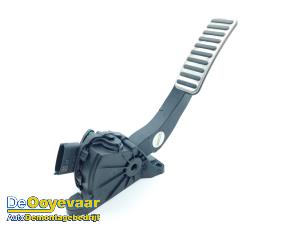 Gebruikte Gaspedaal MG Marvel R Luxury, Comfort 70 kWh Prijs € 49,99 Margeregeling aangeboden door Autodemontagebedrijf De Ooyevaar