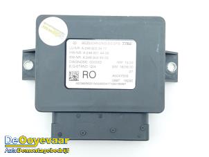 Gebruikte Handrem Module Mercedes CLA (117.3) 1.6 CLA-180 16V Prijs € 19,99 Margeregeling aangeboden door Autodemontagebedrijf De Ooyevaar