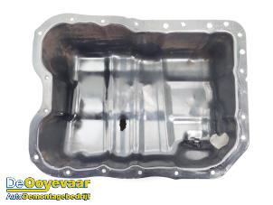 Gebruikte Carterpan Mitsubishi Outlander (CW) 2.4 16V Mivec 4x4 Prijs € 59,99 Margeregeling aangeboden door Autodemontagebedrijf De Ooyevaar