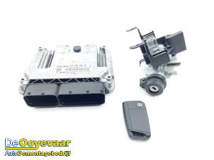 Gebruikte Kontaktslot + computer Volkswagen Polo VI (AW1) 1.0 TSI 12V Prijs € 149,99 Margeregeling aangeboden door Autodemontagebedrijf De Ooyevaar