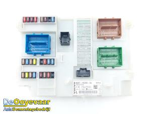 Gebruikte Bodycontrol Module Volvo V60 I (FW/GW) 2.4 D5 20V Prijs € 49,99 Margeregeling aangeboden door Autodemontagebedrijf De Ooyevaar