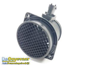 Gebruikte Luchtmassameter Volvo V60 I (FW/GW) 2.4 D5 20V Prijs € 19,99 Margeregeling aangeboden door Autodemontagebedrijf De Ooyevaar