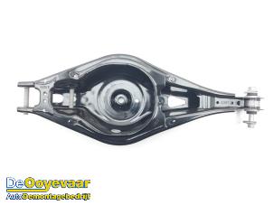 Gebruikte Draagarm rechts-achter Lynk &amp; Co 01 1.5 PHEV Prijs € 149,99 Margeregeling aangeboden door Autodemontagebedrijf De Ooyevaar