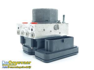 Gebruikte ABS Pomp Mitsubishi Space Star (A0) 1.2 12V Prijs € 149,99 Margeregeling aangeboden door Autodemontagebedrijf De Ooyevaar