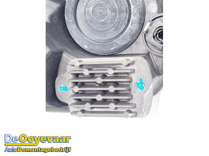 Koplamp links van een Ford Kuga III (DFK) 2.5 PHEV 16V 2021