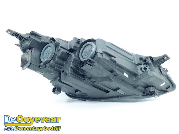 Koplamp links van een Ford Kuga III (DFK) 2.5 PHEV 16V 2021