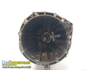 Gebruikte Versnellingsbak Renault Master III (MA/MB/MC/MD/MH/MF/MG/MH) 2.3 dCi 16V RWD Prijs € 1.399,99 Margeregeling aangeboden door Autodemontagebedrijf De Ooyevaar