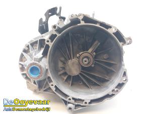 Gebruikte Versnellingsbak Ford Transit 2.2 TDCi 16V Prijs € 499,99 Margeregeling aangeboden door Autodemontagebedrijf De Ooyevaar