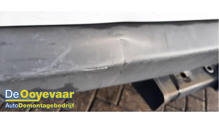 Achterbumper van een Mercedes-Benz Sprinter 3t (906.61) 210 CDI 16V 2016