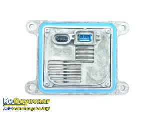 Gebruikte Xenon module Opel Ampera-e Ampera-e Prijs € 79,99 Margeregeling aangeboden door Autodemontagebedrijf De Ooyevaar