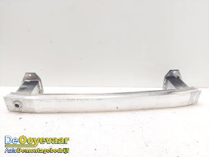 Gebruikte Bumperbalk achter Opel Ampera-e Ampera-e Prijs € 149,99 Margeregeling aangeboden door Autodemontagebedrijf De Ooyevaar