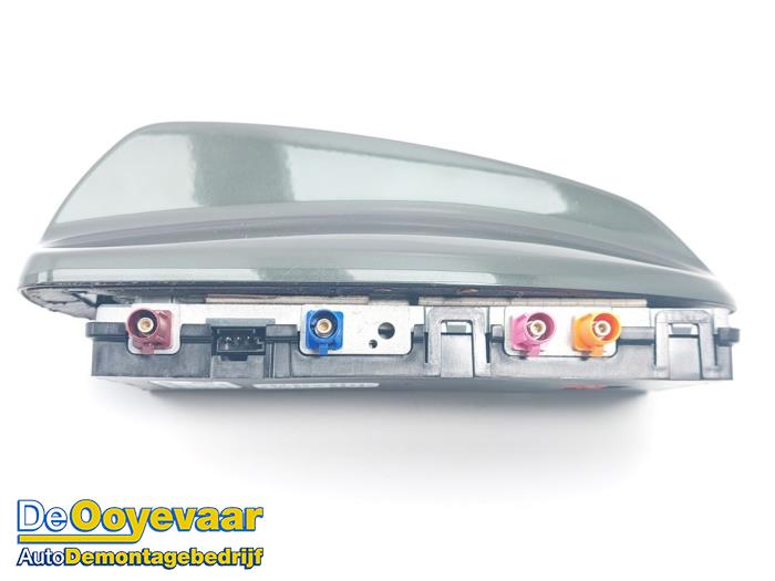 Antenne van een Volvo V60 II (ZW) 2.0 B3 16V Mild Hybrid 2021