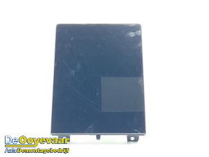 Gebruikte Display Multi Media regelunit Renault Captur II (RJB) 1.6 E-Tech 145 Prijs € 899,99 Margeregeling aangeboden door Autodemontagebedrijf De Ooyevaar