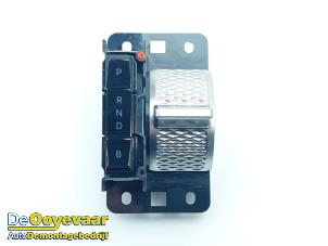 Gebruikte Selectiehendel automaat DS Automobiles DS 4 1.6 16V E-Tense 225 Prijs € 69,99 Margeregeling aangeboden door Autodemontagebedrijf De Ooyevaar