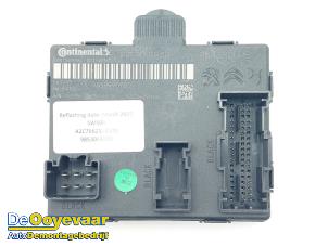 Gebruikte Deur module DS Automobiles DS 4 1.6 16V E-Tense 225 Prijs € 75,00 Margeregeling aangeboden door Autodemontagebedrijf De Ooyevaar