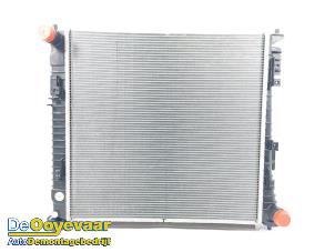 Gebruikte Radiateur Hyundai Santa Fe IV 1.6 T-GDI HEV Prijs € 229,99 Margeregeling aangeboden door Autodemontagebedrijf De Ooyevaar