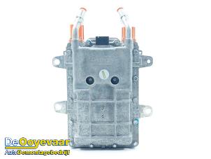 Gebruikte Inverter Ford Kuga III (DFK) 2.5 PHEV 16V Prijs € 329,99 Margeregeling aangeboden door Autodemontagebedrijf De Ooyevaar