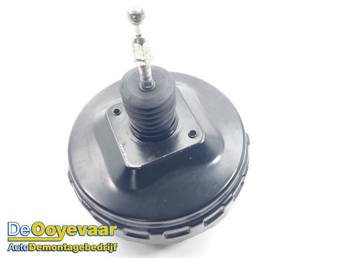 Gebruikte Rembekrachtiger Audi Q5 (8RB) 2.0 TFSI 16V Quattro flexible fuel Prijs € 39,99 Margeregeling aangeboden door Autodemontagebedrijf De Ooyevaar