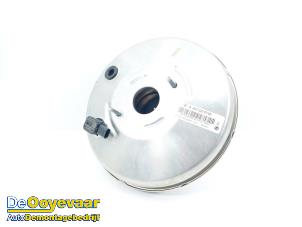 Gebruikte Rembooster Mercedes CLA Shooting Brake (118.6) 1.3 CLA-180 Turbo 16V Prijs € 119,99 Margeregeling aangeboden door Autodemontagebedrijf De Ooyevaar