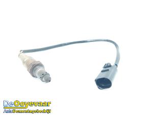 Gebruikte Lambda Sonde Mercedes CLA Shooting Brake (118.6) 1.3 CLA-180 Turbo 16V Prijs € 25,00 Margeregeling aangeboden door Autodemontagebedrijf De Ooyevaar