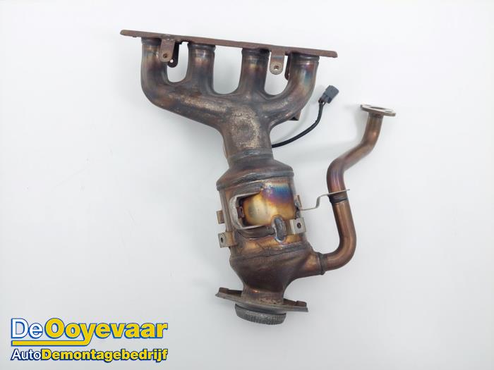 Katalysator van een Toyota Corolla Touring Sport (E21/EH1) 1.8 16V Hybrid 2020