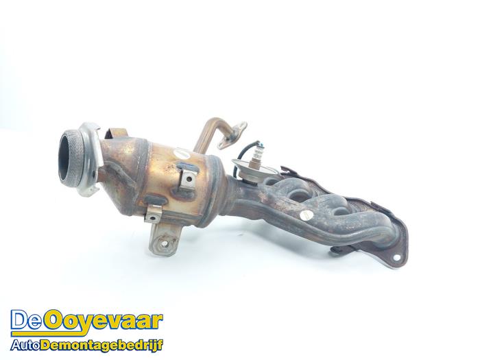Katalysator van een Toyota Corolla Touring Sport (E21/EH1) 1.8 16V Hybrid 2020