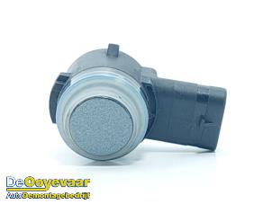 Gebruikte PDC Sensor Mercedes C Estate (S205) C-200 2.0 CGI 16V Prijs € 9,99 Margeregeling aangeboden door Autodemontagebedrijf De Ooyevaar