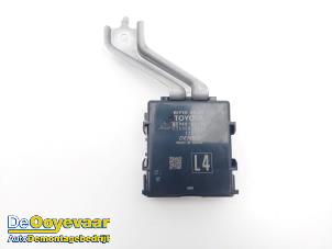 Gebruikte Ruitenwisser Module Toyota Yaris IV (P21/PA1/PH1) 1.5 12V Hybrid 115 Prijs € 25,00 Margeregeling aangeboden door Autodemontagebedrijf De Ooyevaar