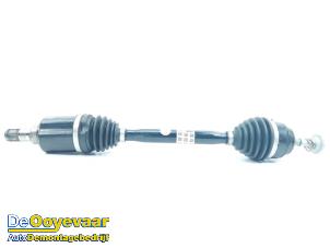 Gebruikte Steekas links-voor BMW X7 M50d xDrive 3.0 24V Prijs € 499,99 Margeregeling aangeboden door Autodemontagebedrijf De Ooyevaar