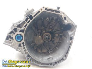 Gebruikte Versnellingsbak Renault Kadjar (RFEH) 1.5 dCi DPF Prijs € 799,99 Margeregeling aangeboden door Autodemontagebedrijf De Ooyevaar