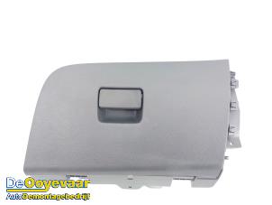 Gebruikte Dashboardkastje Opel Astra K 1.0 Turbo 12V Prijs € 25,00 Margeregeling aangeboden door Autodemontagebedrijf De Ooyevaar