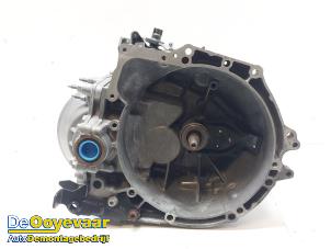 Gebruikte Versnellingsbak Citroen C4 Grand Picasso (3A) 1.6 BlueHDI 120 Prijs € 199,99 Margeregeling aangeboden door Autodemontagebedrijf De Ooyevaar